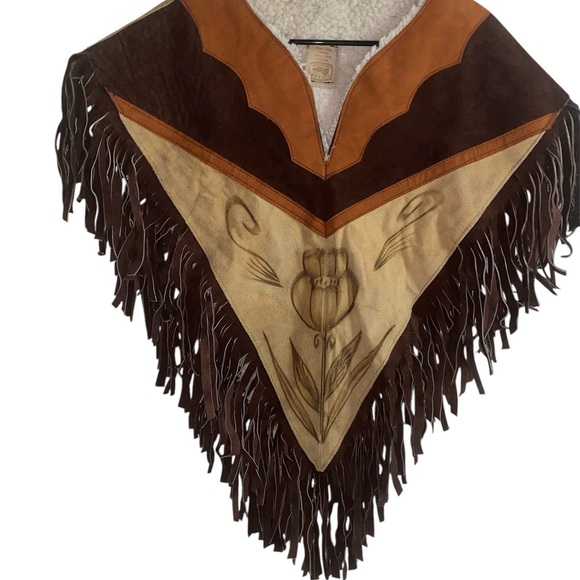 Vintage HECHO EN MEXICO Leather Suede Floral Western Brown Tan Fringed Poncho - Picture 3 of 16